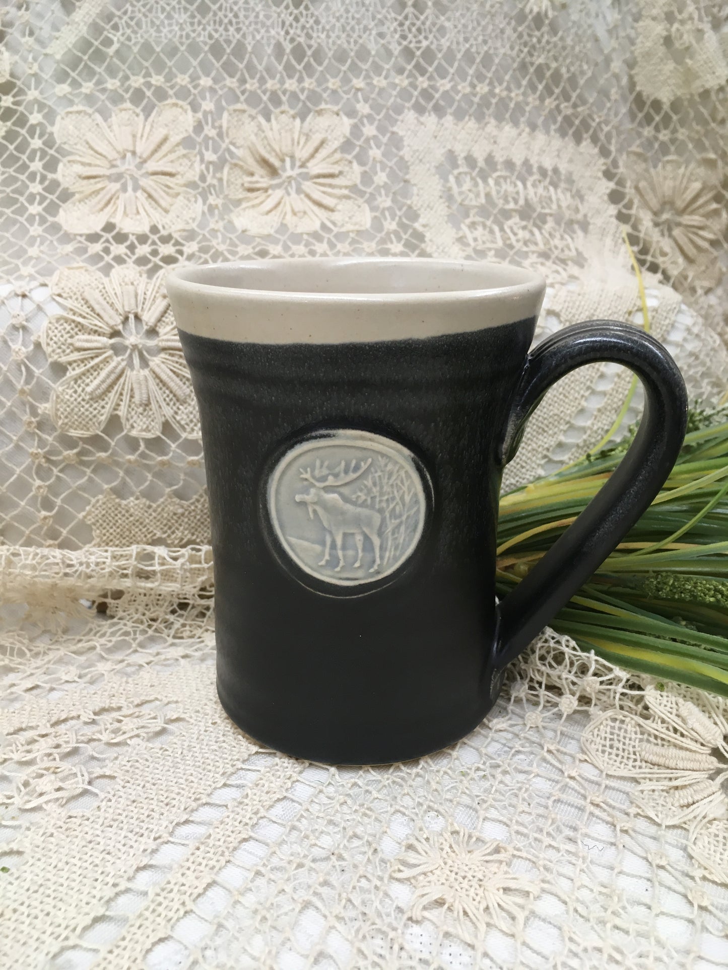 Medallion Large Mug, Moose, Black & White - Pavlo Pottery - Canadian Handmade