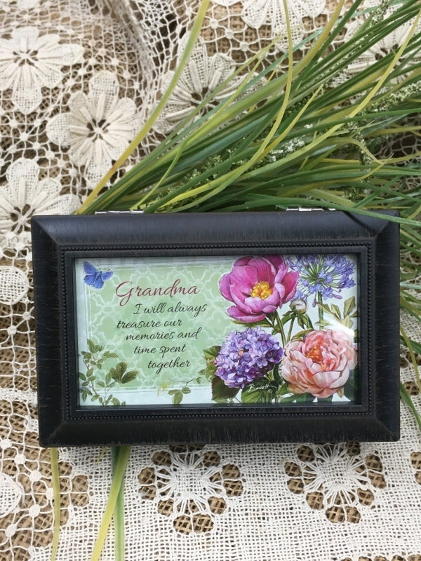 Music Box - Grandma - Plays "Everything is Beautiful" - Natural Black