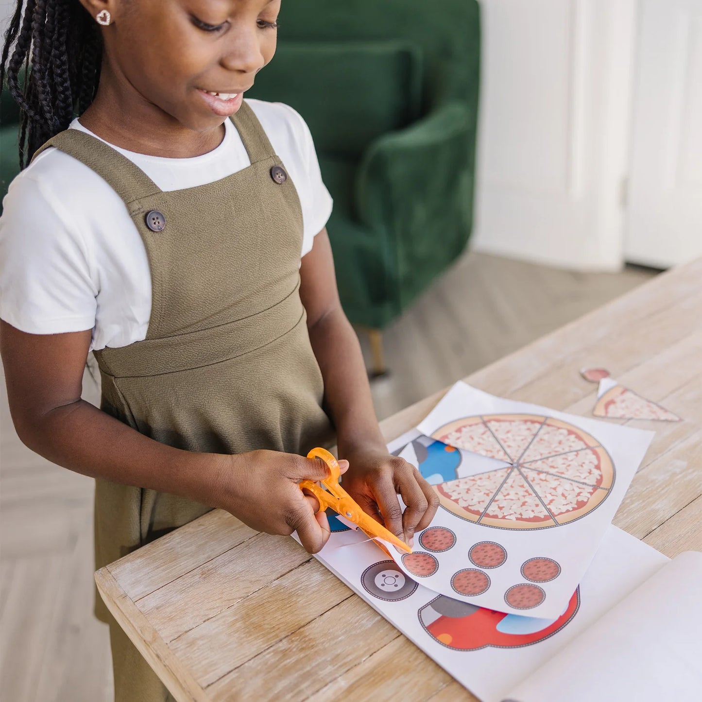 Scissor Skills Activity Pad - Melissa & Doug