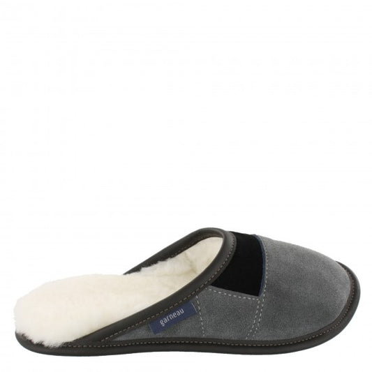 Ladies Slip-on - 10.5/11  Charcoal / White Fur: Garneau Slippers