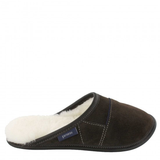 Ladies Slip-on - 9/10  Brown / White Fur: Garneau Slippers